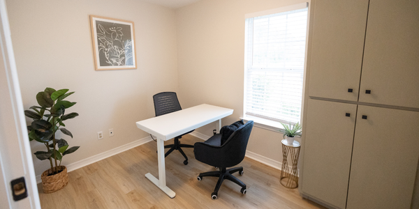 Office Rental in Biloxi - 8x10 ft private office for rent