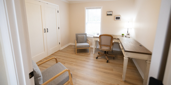 Meeting Room Office Rental seating up to 6 guests